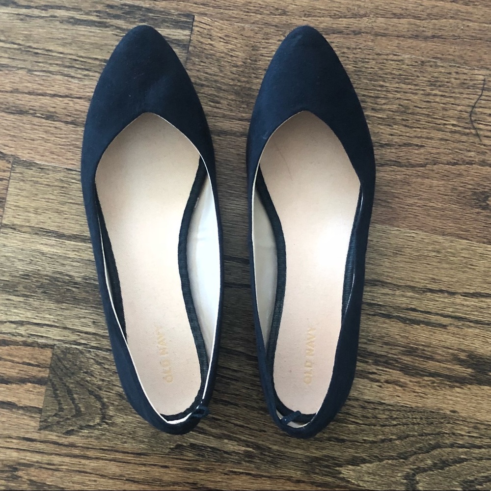 Black flats